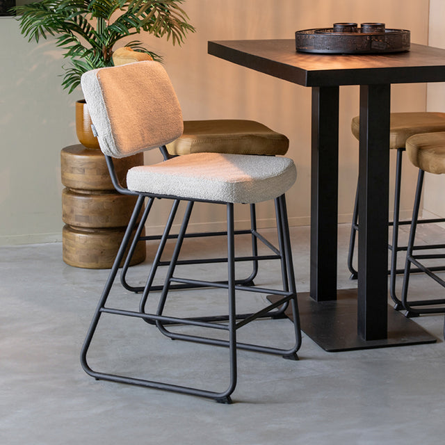 LABEL51 Barkruk Noah - Naturel - Boucle - Zithoogte 65 van LABEL51 - laagste prijs offerte van PureWonen