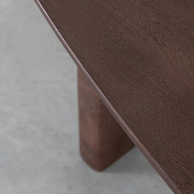 LABEL51 Sidetable Wow - Espresso - Mangohout - 135 cm van LABEL51 – Luxe comfort op maat van PureWonen. Vraag naar de beste prijs.