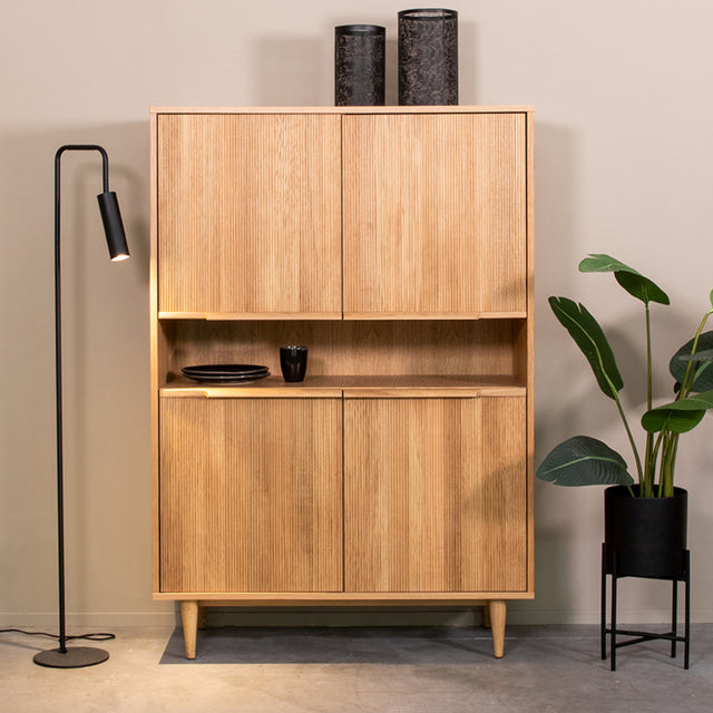 LABEL51 Bergkast Jule - Naturel - Eiken - Hoge Kast van LABEL51 – Luxe comfort op maat van PureWonen. Vraag naar de beste prijs.