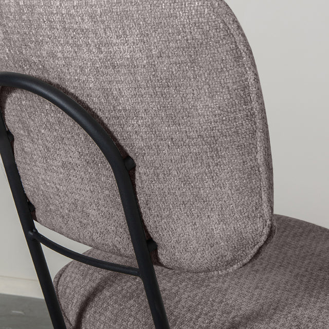 LABEL51 Eetkamerstoel Liva - Stone - Elite van LABEL51 – Luxe comfort op maat van PureWonen. Vraag naar de beste prijs.