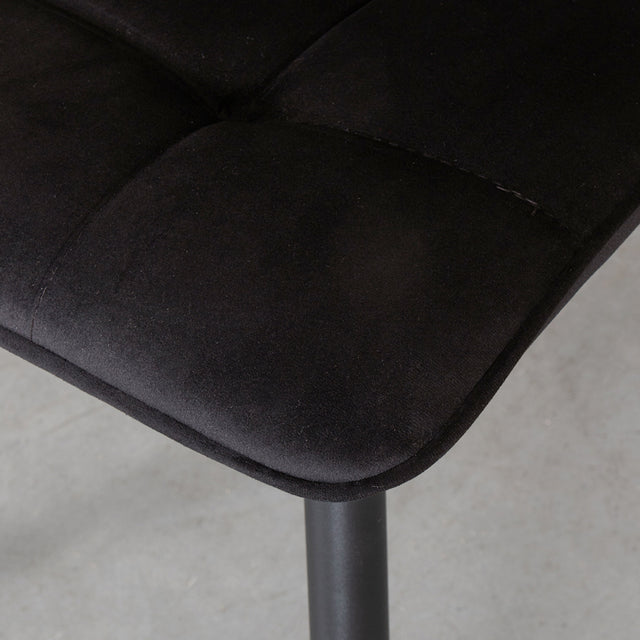 LABEL51 Eetkamerstoel Bistro - Zwart - Fluweel - Black Frame