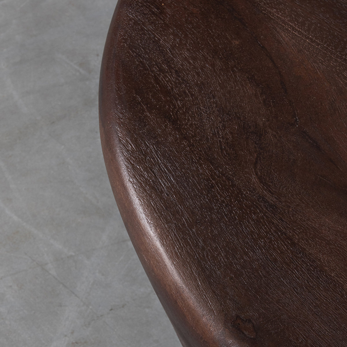 LABEL51 Salontafel Javi - Espresso - Mangohout - 130 cm van LABEL51 – Luxe comfort op maat van PureWonen. Vraag naar de beste prijs.