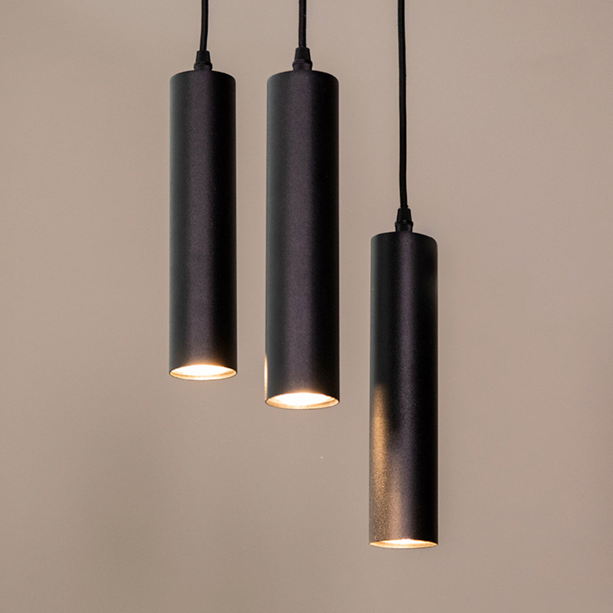 LABEL51 Hanglamp Ferroli - Zwart - Metaal - 3-lichts van LABEL51 - laagste prijs offerte van PureWonen