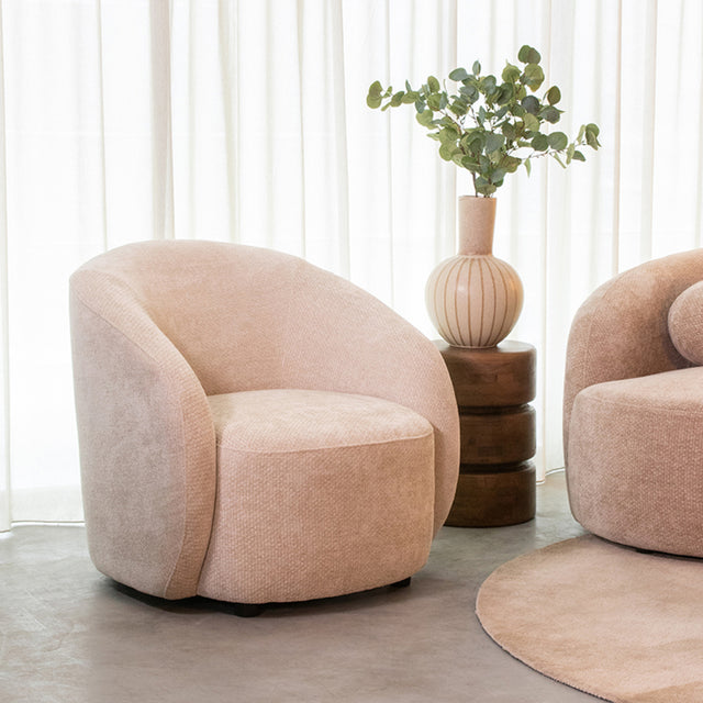 LABEL51 Fauteuil Alby - Naturel - Elite van LABEL51 – Luxe comfort op maat van PureWonen. Vraag naar de beste prijs.