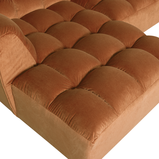 Allure Chaise Longue Links Velvet Terra van WOOOD – Luxe comfort op maat van PureWonen. Vraag naar de beste prijs.