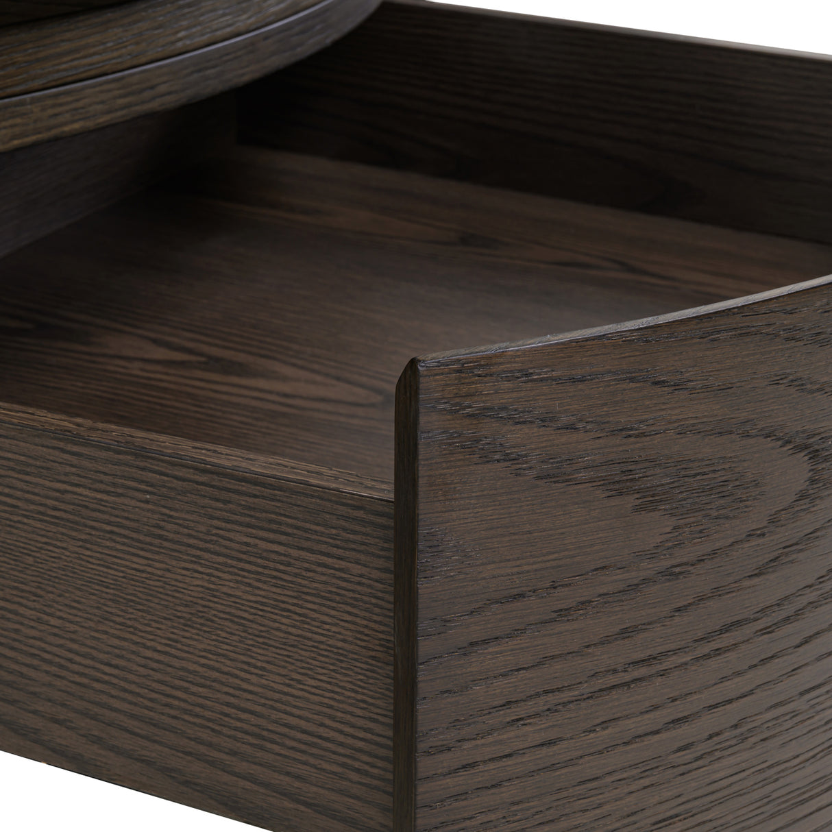 Salontafel Langford brown 90Ø 1-drawer van Richmond Interiors – Luxe comfort op maat van PureWonen. Vraag naar de beste prijs.