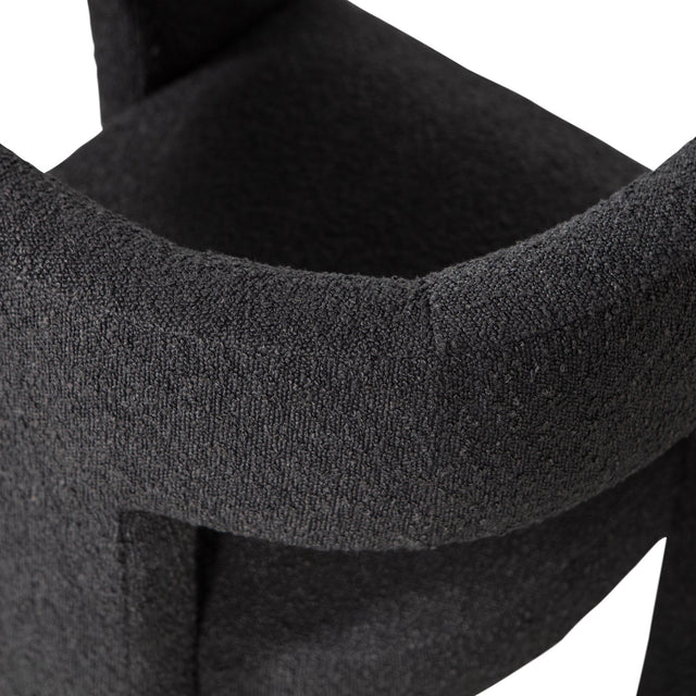 Tiwa Fauteuil Boucle Donkergrijs van WOOOD – Luxe comfort op maat van PureWonen. Vraag naar de beste prijs.