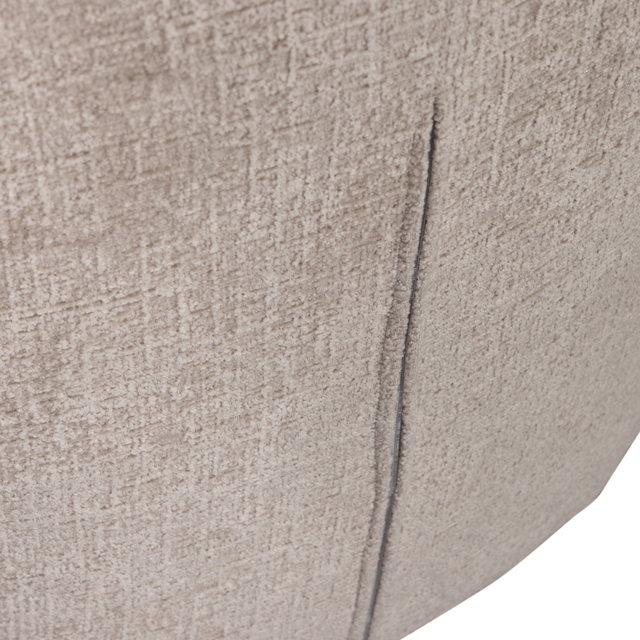 Atty Draaifauteuil Zand van WOOOD – Luxe comfort op maat van PureWonen. Vraag naar de beste prijs.