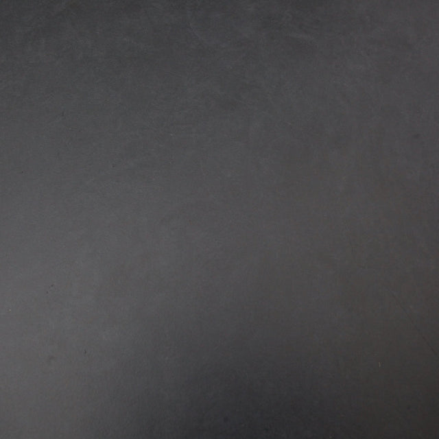 Dover Kruk Betonlook Antraciet 45x O35 van WOOOD – Luxe comfort op maat van PureWonen. Vraag naar de beste prijs.