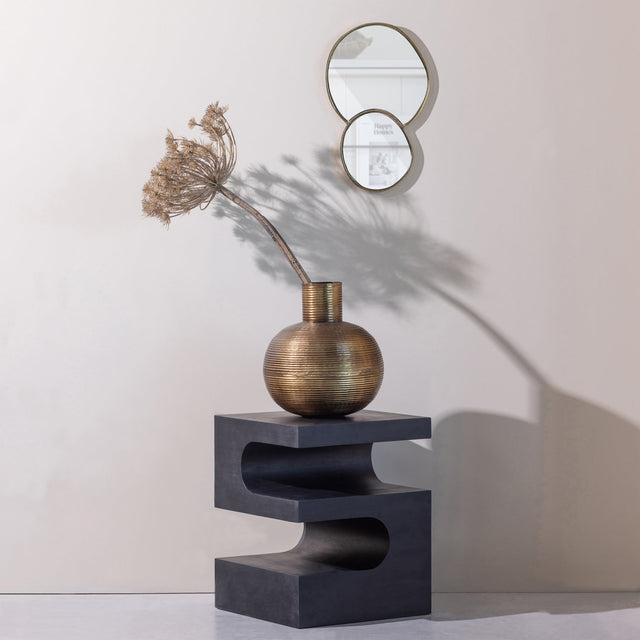 Toma Bijzettafel Mango Hout Zwart van WOOOD – Luxe comfort op maat van PureWonen. Vraag naar de beste prijs.