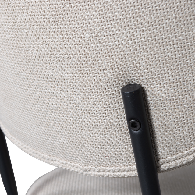 Kjeld Eetkamerstoel Naturel van WOOOD – Luxe comfort op maat van PureWonen. Vraag naar de beste prijs.