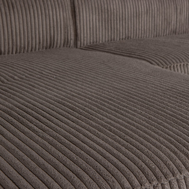 Bean Hoekbank Links Grove Ribstof Mud van WOOOD – Luxe comfort op maat van PureWonen. Vraag naar de beste prijs.