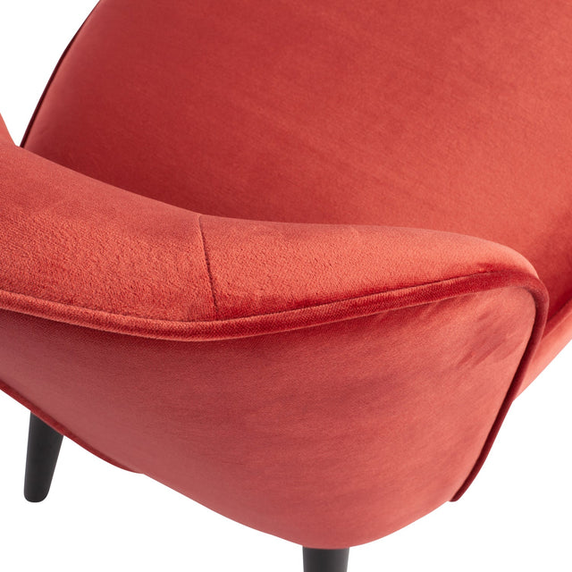 Sara Fauteuil Fluweel Raspberry van WOOOD – Luxe comfort op maat van PureWonen. Vraag naar de beste prijs.