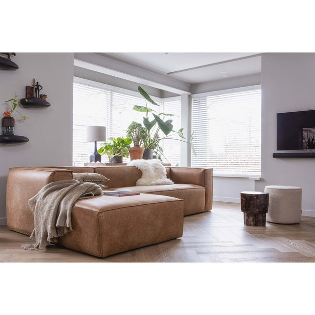 Bean Hoekbank Rechts Cognac van WOOOD – Luxe comfort op maat van PureWonen. Vraag naar de beste prijs.