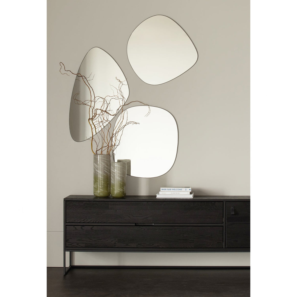 Philou Spiegel Zwart 60x59 Cm van WOOOD – Luxe comfort op maat van PureWonen. Vraag naar de beste prijs.