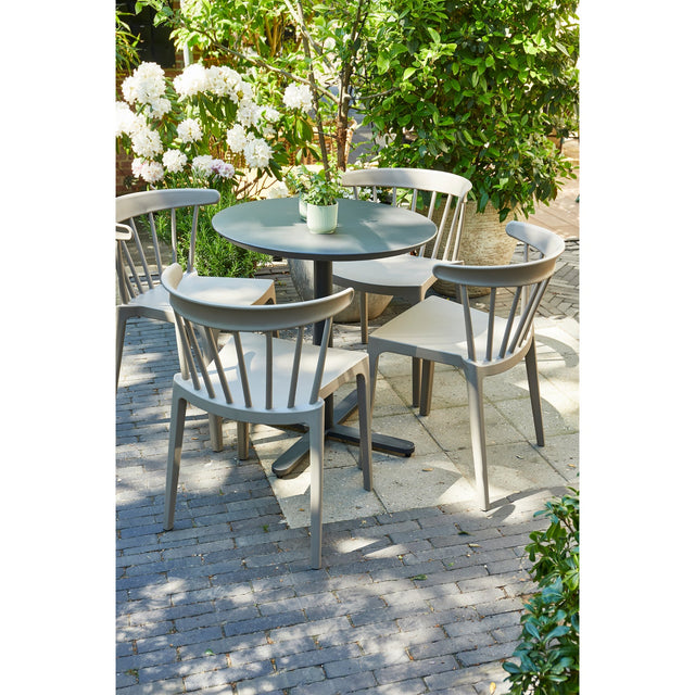 Bliss Tuinstoel Met Spijlen Kunststof Taupe van WOOOD – Luxe comfort op maat van PureWonen. Vraag naar de beste prijs.