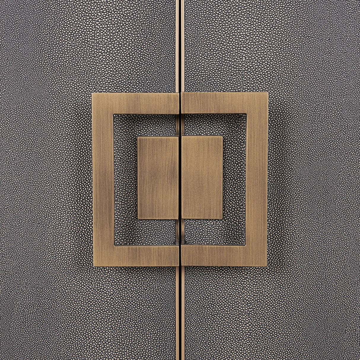 Dressoir Bloomville 2-deuren (Brown) van Richmond Interiors – Luxe comfort op maat van PureWonen. Vraag naar de beste prijs.
