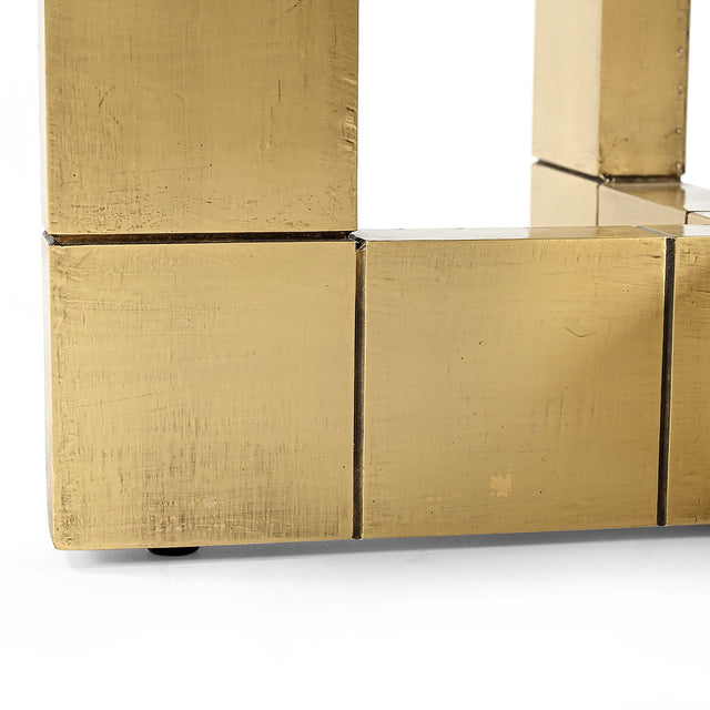 Eettafel Collada 130Ø (Black/gold) van Richmond Interiors – Luxe comfort op maat van PureWonen. Vraag naar de beste prijs.