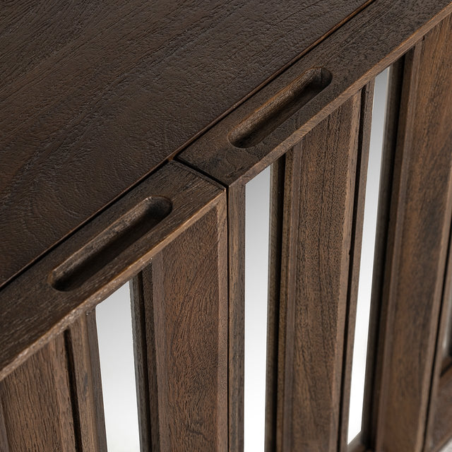 TV-dressoir Bryant 4-deuren (Brown) van Richmond Interiors – Luxe comfort op maat van PureWonen. Vraag naar de beste prijs.