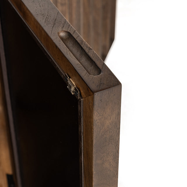 Dressoir Bryant 4-deuren (Brown) van Richmond Interiors – Luxe comfort op maat van PureWonen. Vraag naar de beste prijs.