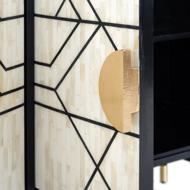 Dressoir Novas 4-deuren van Richmond Interiors – Luxe comfort op maat van PureWonen. Vraag naar de beste prijs.