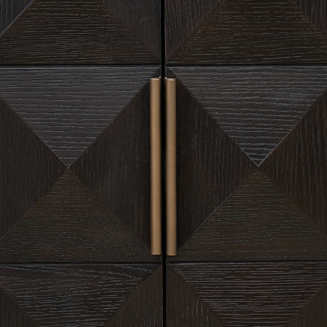 Dressoir Claremont 4-deurs (Brown) van Richmond Interiors – Luxe comfort op maat van PureWonen. Vraag naar de beste prijs.