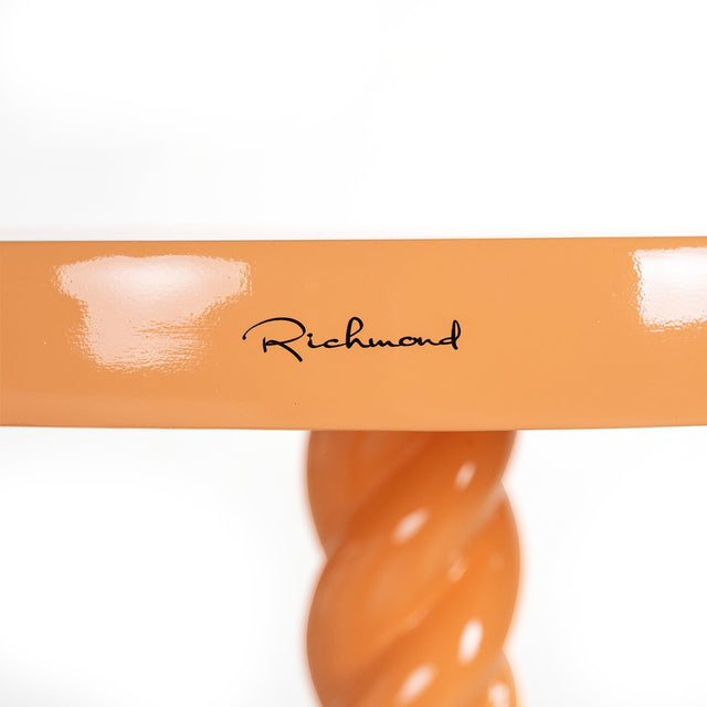 Bijzettafel Rosly oranje van Richmond Interiors – Luxe comfort op maat van PureWonen. Vraag naar de beste prijs.