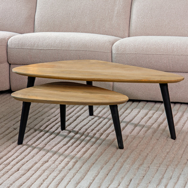 LABEL51 Salontafel Rock - Rough - Mangohout - 110 cm van LABEL51 – Luxe comfort op maat van PureWonen. Vraag naar de beste prijs.