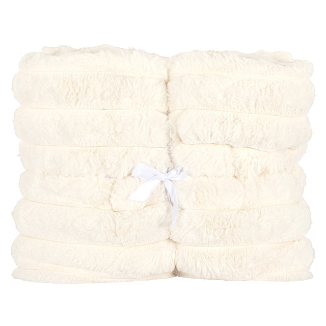 Furry Blanket Amin (White) van Richmond Interiors – Luxe comfort op maat van PureWonen. Vraag naar de beste prijs.