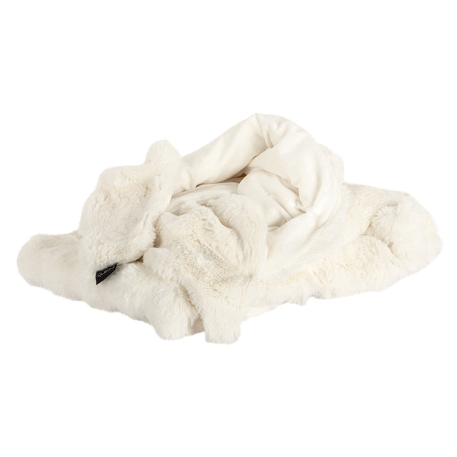 Furry Blanket Nassim (White) van Richmond Interiors – Luxe comfort op maat van PureWonen. Vraag naar de beste prijs.