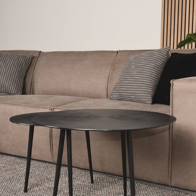 LABEL51 Hoekbank Kay - Taupe - Microfiber - Links van LABEL51 – Luxe comfort op maat van PureWonen. Vraag naar de beste prijs.