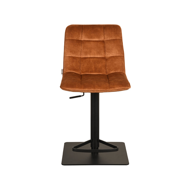 LABEL51 Barkruk Juul - Oker - Velours - Gaslift van LABEL51 – Luxe comfort op maat van PureWonen. Vraag naar de beste prijs.