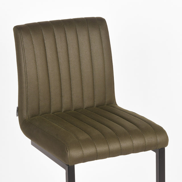 LABEL51 Barkruk Milo - Army green - Microfiber - Zithoogte 65 van LABEL51 – Luxe comfort op maat van PureWonen. Vraag naar de beste prijs.