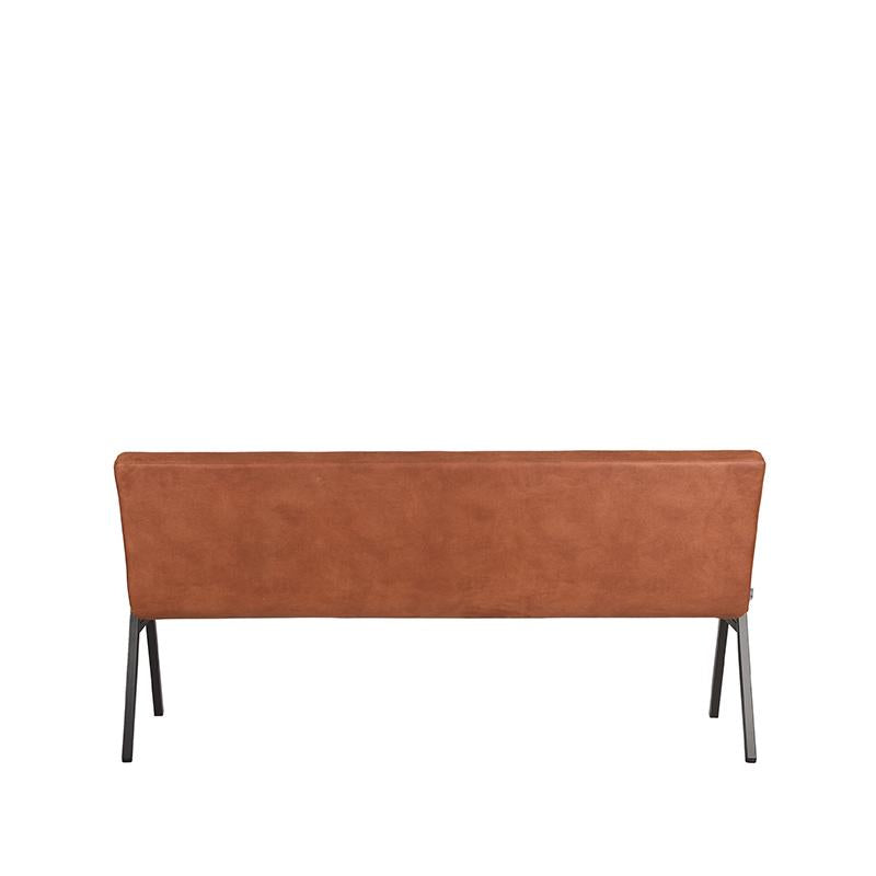 LABEL51 Eetkamerbank Matz - Cognac - Microfiber - 175 cm van LABEL51 – Luxe comfort op maat van PureWonen. Vraag naar de beste prijs.