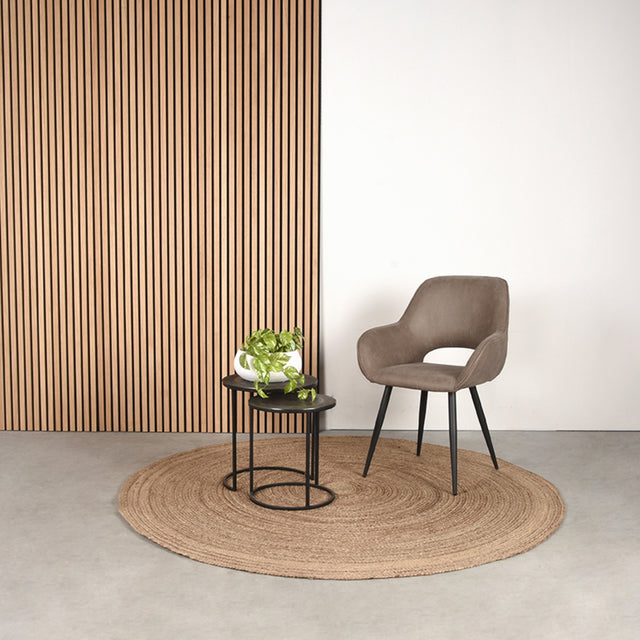 LABEL51 Eetkamerstoel Fer - Taupe - Micro Suede van LABEL51 – Luxe comfort op maat van PureWonen. Vraag naar de beste prijs.