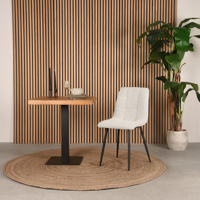 LABEL51 Eetkamerstoel Juul - Wit - Boucle van LABEL51 – Luxe comfort op maat van PureWonen. Vraag naar de beste prijs.