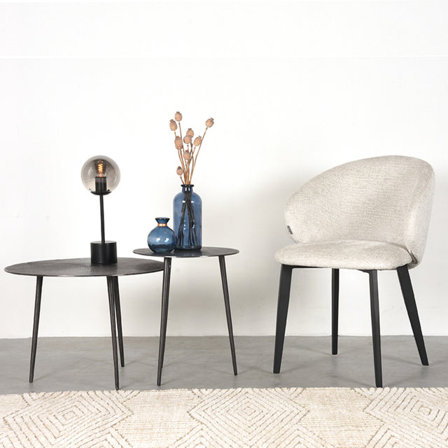 LABEL51 Eetkamerstoel Logan - Crème - Fluweel van LABEL51 – Luxe comfort op maat van PureWonen. Vraag naar de beste prijs.