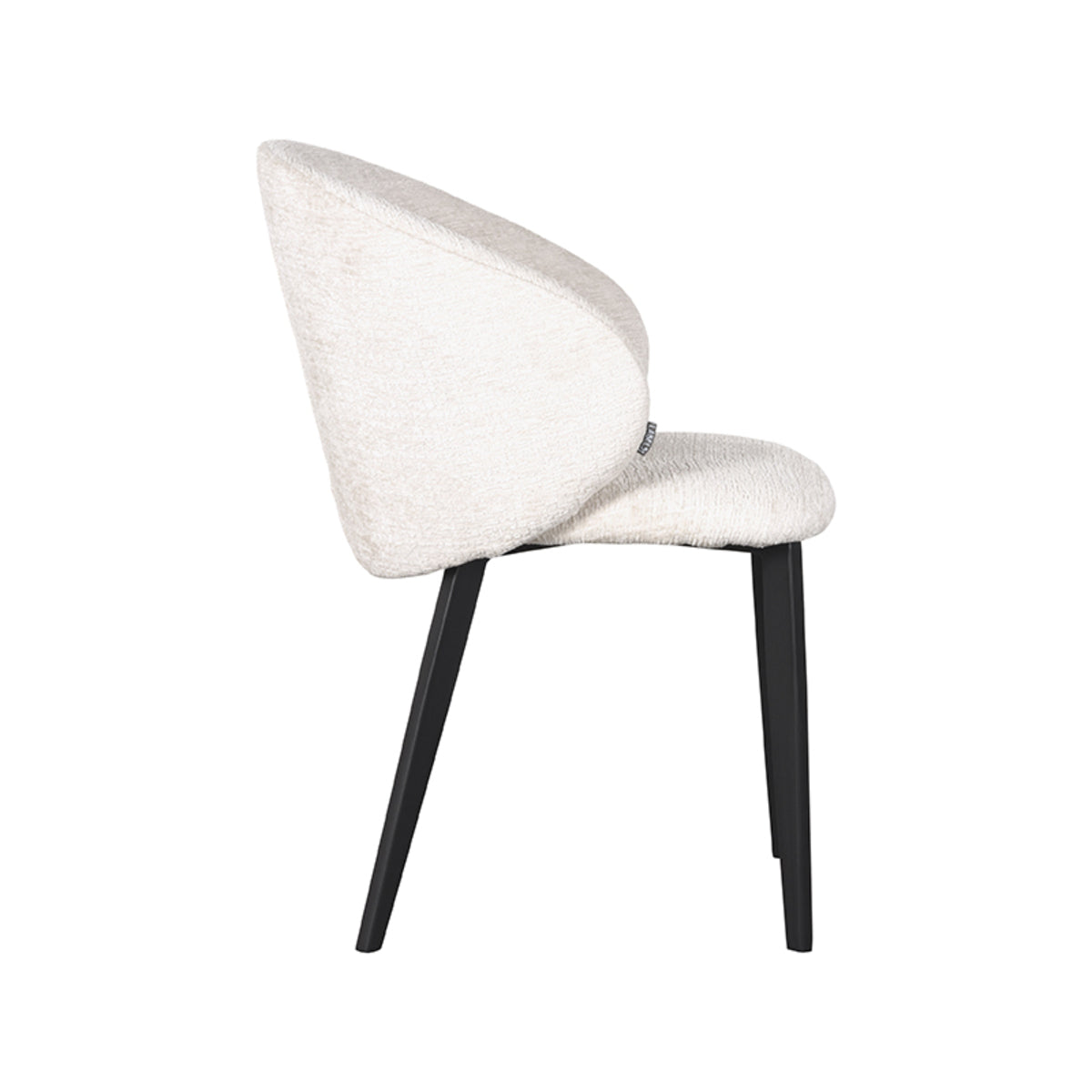 LABEL51 Eetkamerstoel Logan - Crème - Fluweel van LABEL51 – Luxe comfort op maat van PureWonen. Vraag naar de beste prijs.