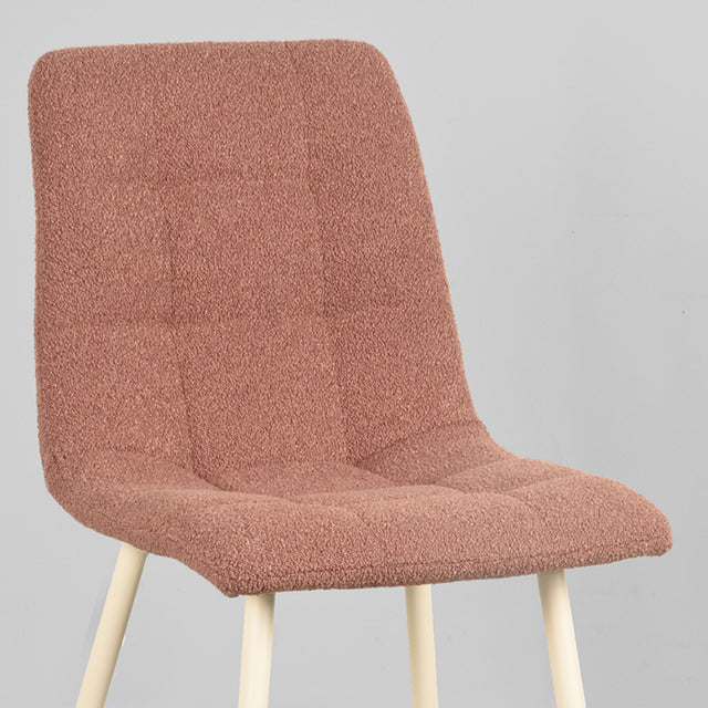 LABEL51 Eetkamerstoel Nino - Terra - Boucle van LABEL51 – Luxe comfort op maat van PureWonen. Vraag naar de beste prijs.