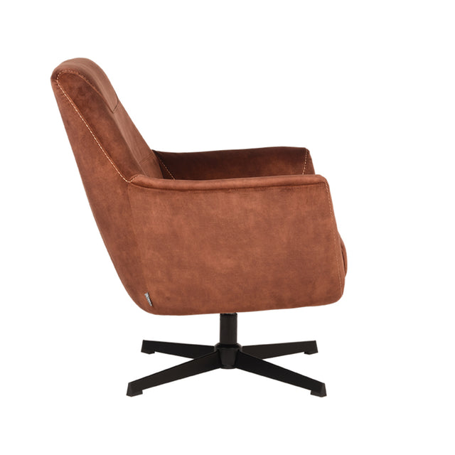 LABEL51 Fauteuil Toby - Rust - Velours van LABEL51 – Luxe comfort op maat van PureWonen. Vraag naar de beste prijs.