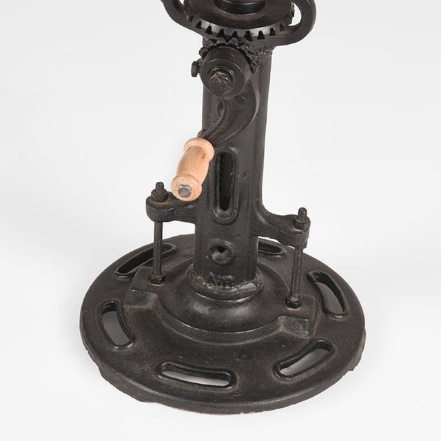 LABEL51 Kruk Gautan - Rough - Mangohout van LABEL51 – Luxe comfort op maat van PureWonen. Vraag naar de beste prijs.