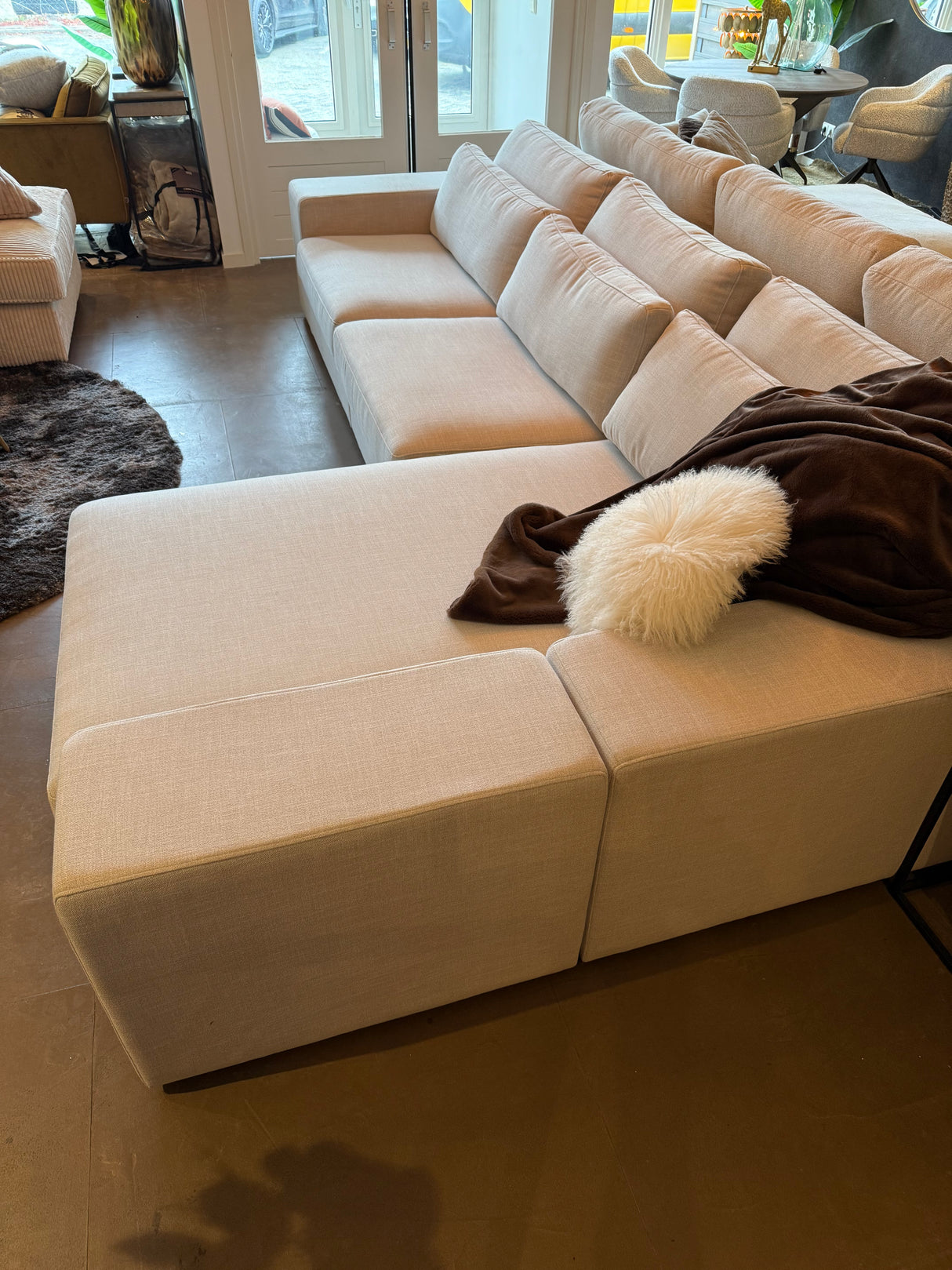 Richomond sofa SALE