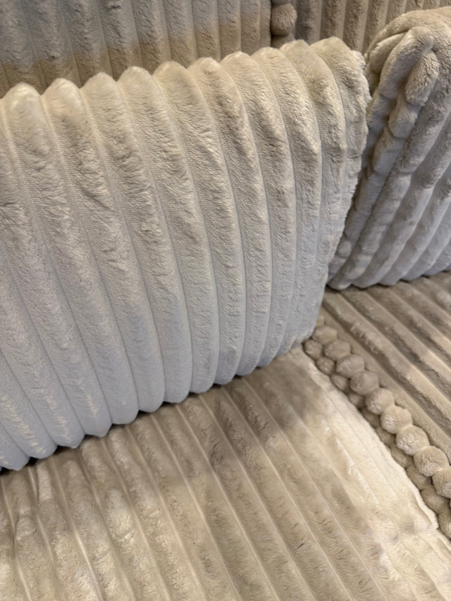 Model J Ribcord Lounge Bank - 320cm Breed