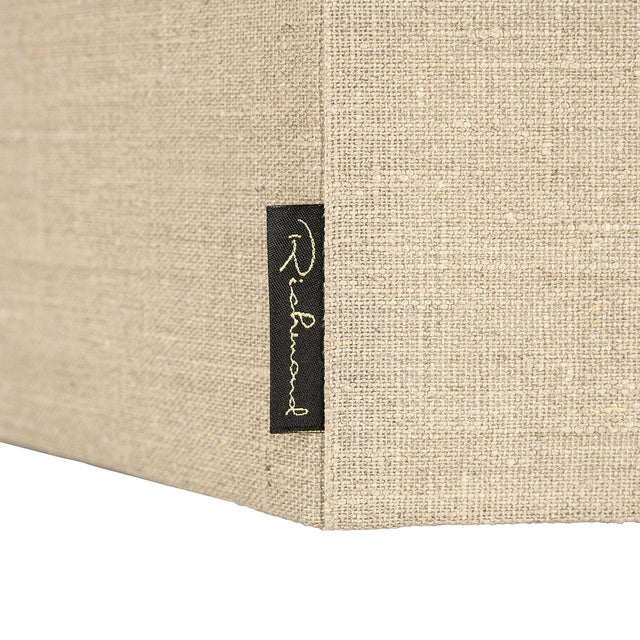 Lampenkap Sally sand linnen, medium zeshoekig van Richmond Interiors – Luxe comfort op maat van PureWonen. Vraag naar de beste prijs.