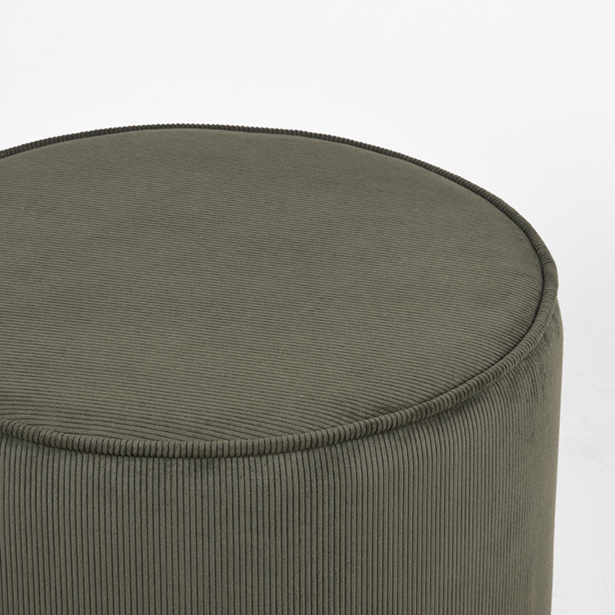 LABEL51 Poef Tibo - Army green - Ribcord van LABEL51 - laagste prijs offerte van PureWonen