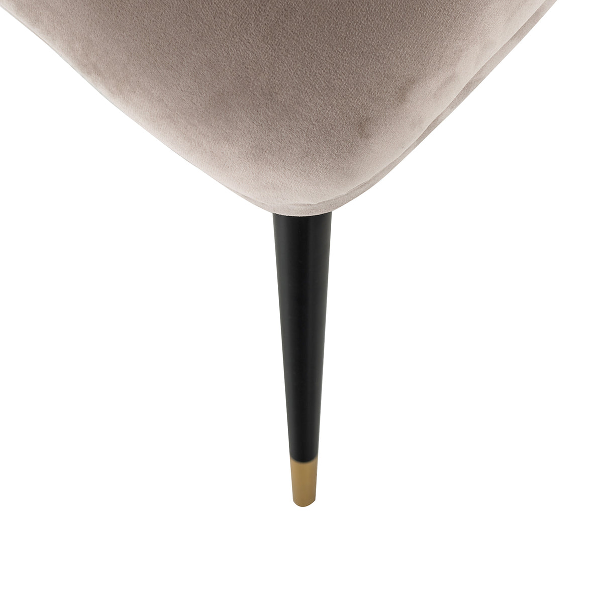 Stoel Alicia khaki velvet fire retardant (FR-Quartz 903 Khaki) van Richmond Interiors – Luxe comfort op maat van PureWonen. Vraag naar de beste prijs.