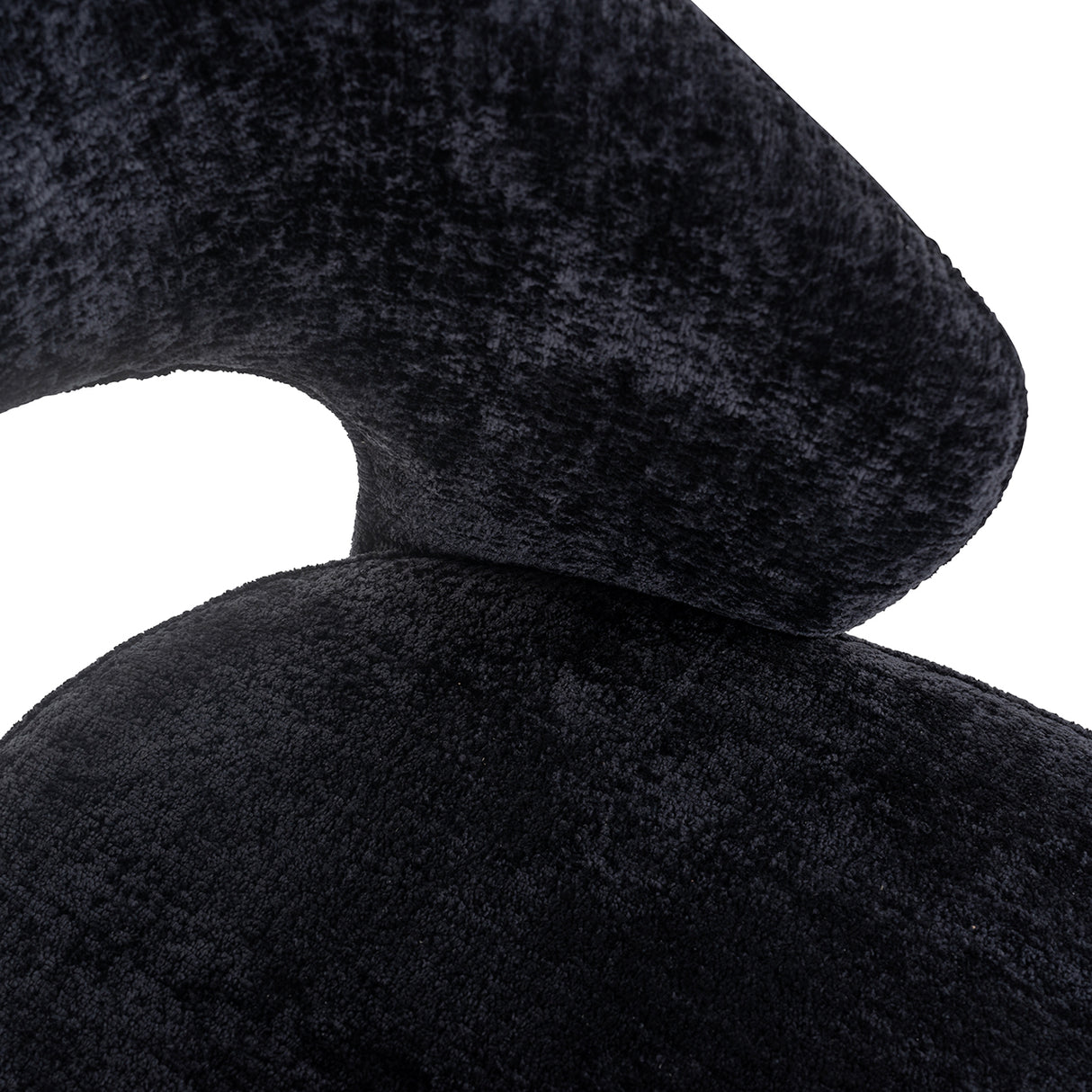 Stoel Savoy black chenille (Bergen 809 black chenille) van Richmond Interiors – Luxe comfort op maat van PureWonen. Vraag naar de beste prijs.