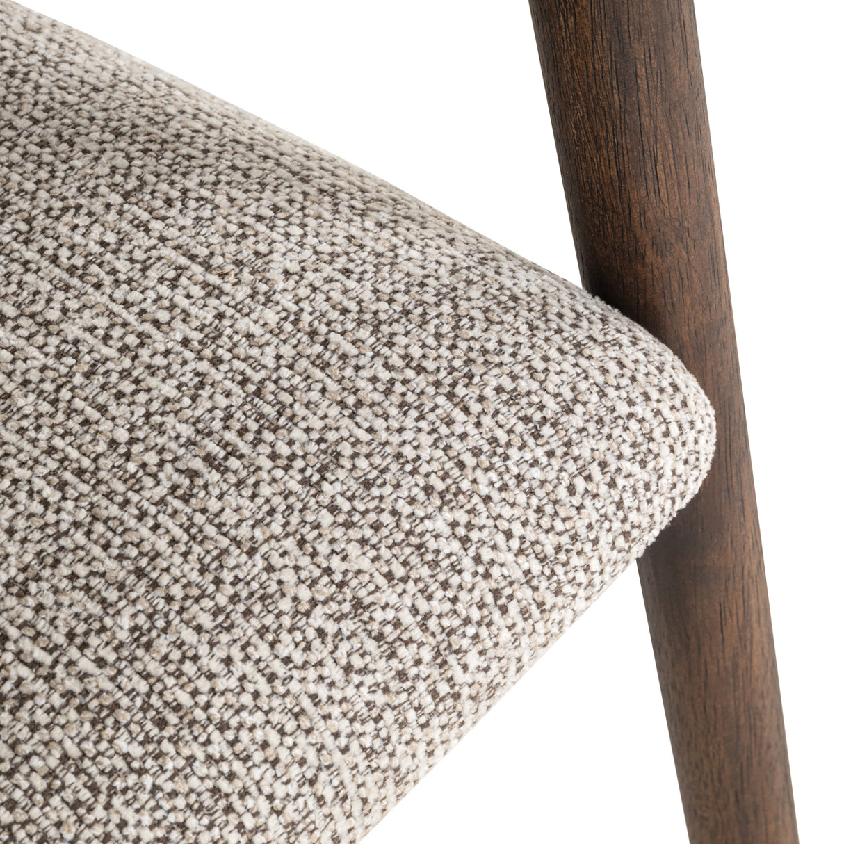 Eetkamerstoel Mihara mocca fancy van Richmond Interiors – Luxe comfort op maat van PureWonen. Vraag naar de beste prijs.