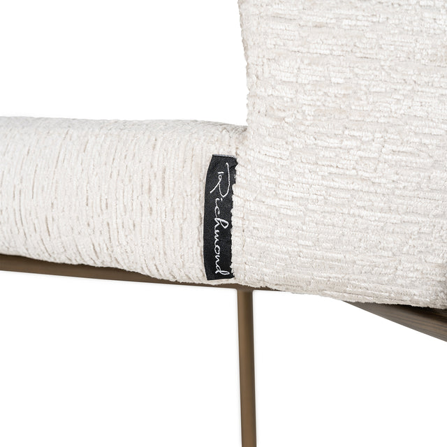 Barstoel Darby cream fusion (Fusion cream 02) van Richmond Interiors – Luxe comfort op maat van PureWonen. Vraag naar de beste prijs.