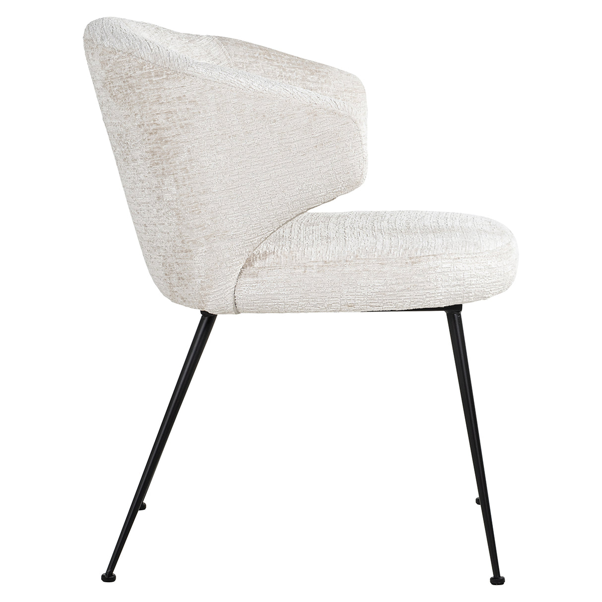 Stoel Xandra cream fusion (Fusion cream 02) van Richmond Interiors – Luxe comfort op maat van PureWonen. Vraag naar de beste prijs.